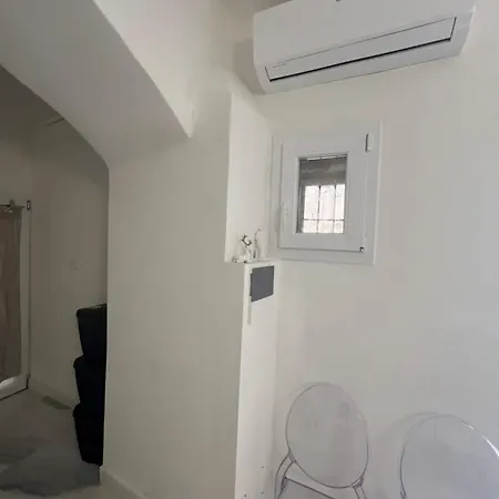 Stazione Centrale 5 Terre - Onlywhite Apartment *